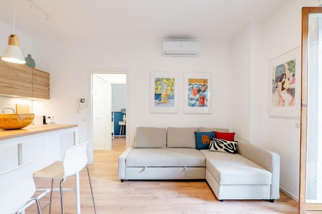 Luxury 1 Bedroom Apartment, Close To San Siro, Fiera And 10 Min Metro To Duomo Milano Exteriör bild
