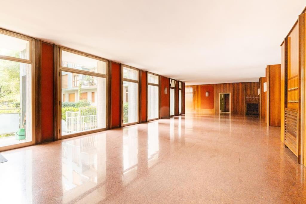 Luxury 1 Bedroom Apartment, Close To San Siro, Fiera And 10 Min Metro To Duomo Milano Exteriör bild